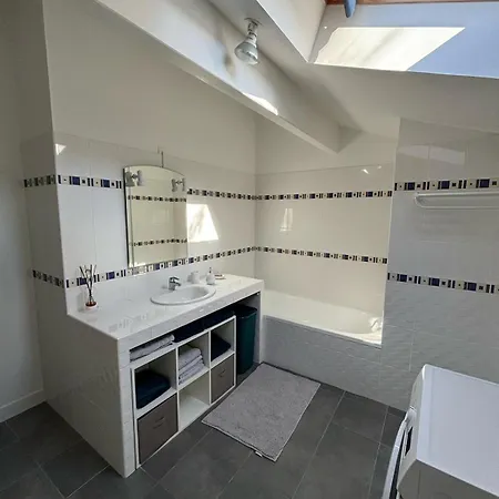 Holiday home Maison Le Gahignon 2